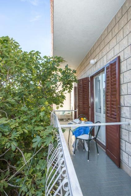 Apartments Nuic 748 Makarska Bagian luar foto