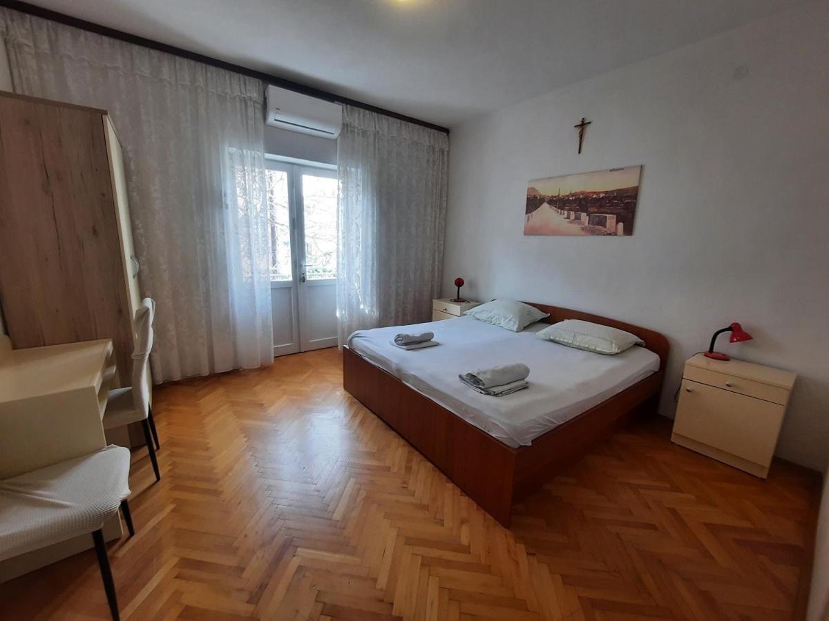 Apartments Nuic 748 Makarska Bagian luar foto