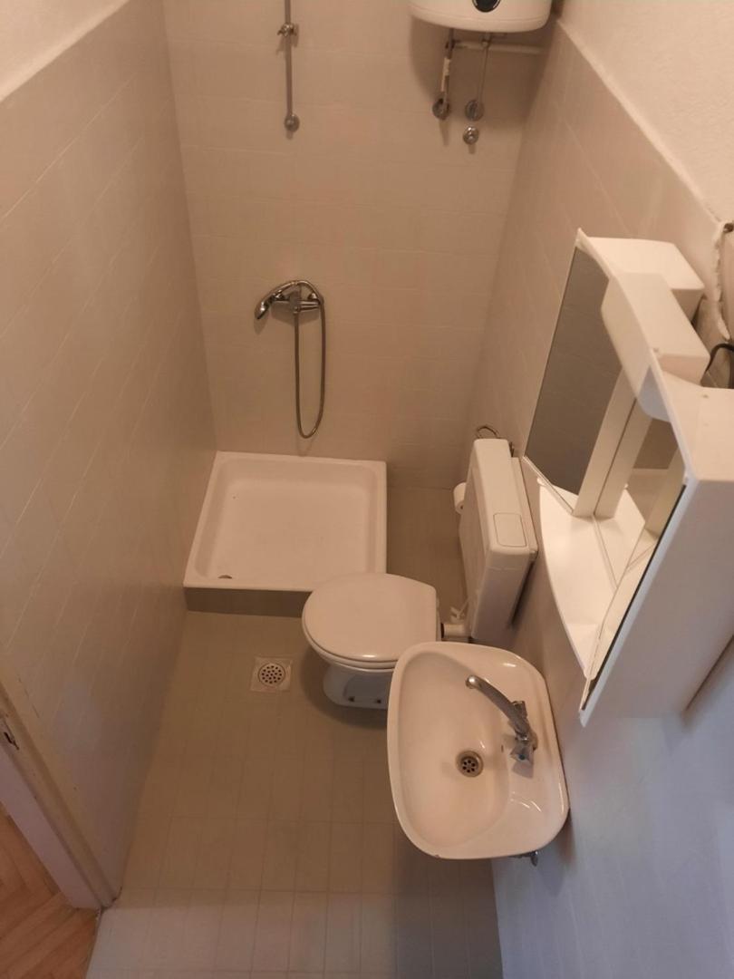 Apartments Nuic 748 Makarska Bagian luar foto