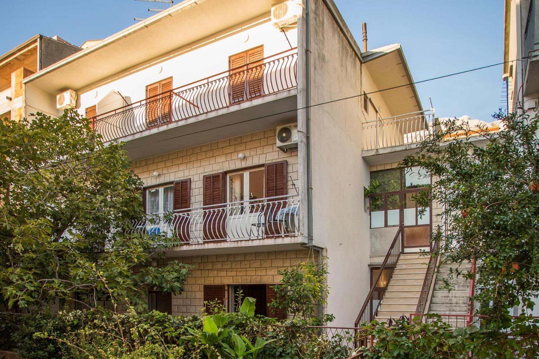 Apartments Nuic 748 Makarska Bagian luar foto